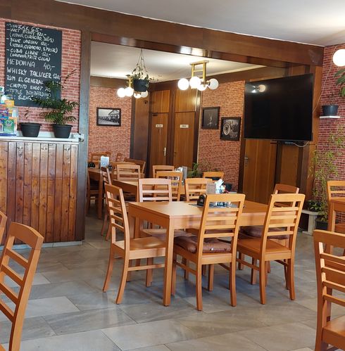 Dřevěné stoly se zesílenou konstrukcí img