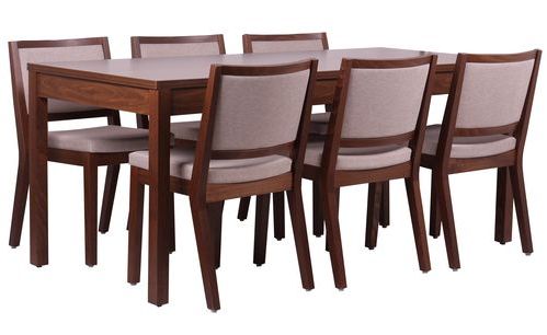 Dřevěné dlouhé odolné stoly